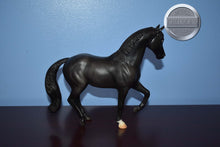 Load image into Gallery viewer, Black Beauty-Warmblood Stallion Mold-Breyer Classic