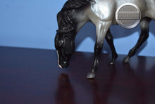 Load image into Gallery viewer, Silver Blue Roan from Cloud&#39;s Encore Set-Rojo Mold-Breyer Classic