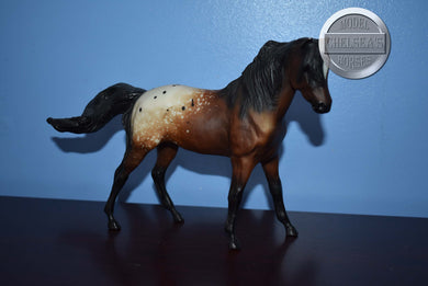 Dreamcatcher-Spotted Mustang-Mesteno's Mother Mold-Breyer Classic