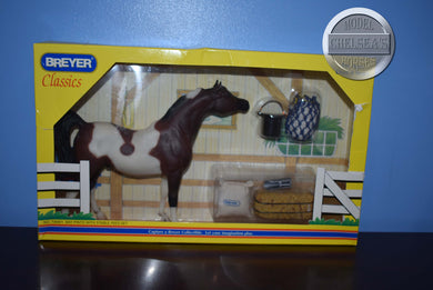 Bay Pinto Arabian with Stable Feed Set-Show Arabian Mold-New in Box-Breyer Classic