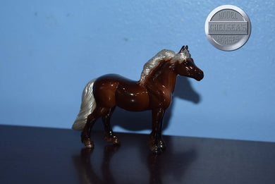Silver Bay Iris-Highland Pony Mold-Stablemate Club Exclusive-Breyer Stablemate