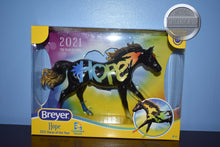 Load image into Gallery viewer, Hope-American Quarter Horse Mold-New in Box-Breyer Classic