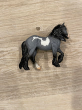 Load image into Gallery viewer, Mystery Horse Surprise-Series 5-Select Your Stablemate-Breyer Stablemate