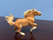 Load image into Gallery viewer, TSC Series 8 Mystery Models-Select Your Stablemate-New for 2026-Breyer Stablemate