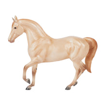 Load image into Gallery viewer, Champagne Quarter Horse Cross-Mariah Mold-New in Box-Breyer Classic