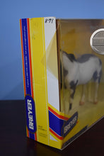 Load image into Gallery viewer, Domino-New in Box-San Domingo Mold-Breyer Traditional