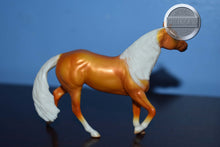 Load image into Gallery viewer, 70th Anniversary Palomino-Mini Smart Chic Olena-Breyer Stablemate