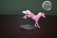 Load image into Gallery viewer, Strawberry Surprise Chase-Mini Whinnies Surprise Series 2-Breyer Accessories