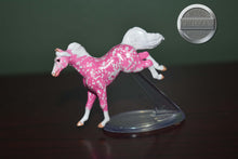 Load image into Gallery viewer, Strawberry Surprise Chase-Mini Whinnies Surprise Series 2-Breyer Accessories