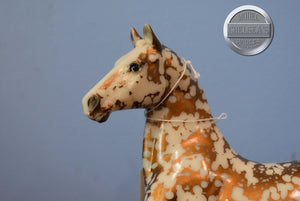 Giltedge-Hackney Mold-Breyer Traditional