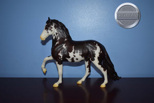 Gran Cavallo-Breyerfest Exclusive-Peruvian Paso Mold-Breyer Traditional