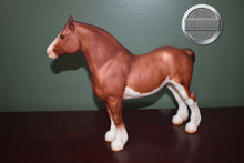 Load image into Gallery viewer, Dempsey and Quincy-Clydesdale Mare and Foal Mold-Breyer Traditional