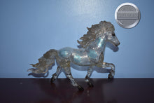Load image into Gallery viewer, Jol-Clear Version-Holiday Exclusive-Icelandic Pony Mold-Breyer Traditional