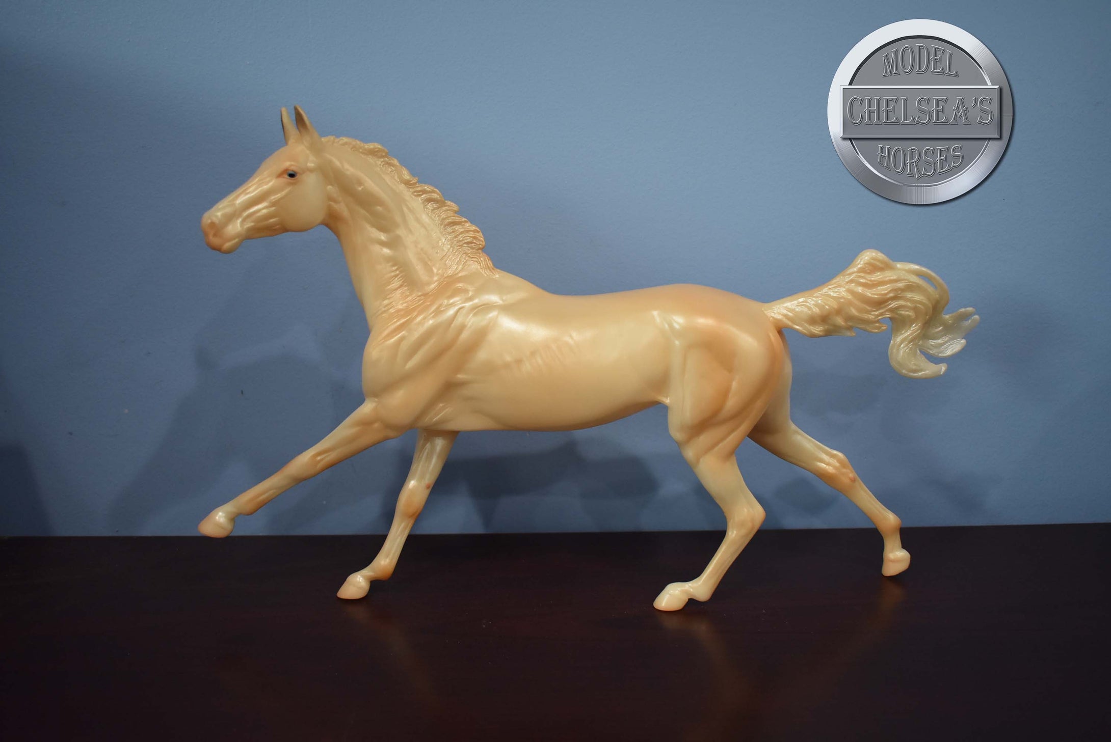 Uffington-Akhal Teke Mold-Breyer Traditional