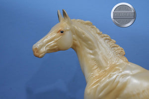 Uffington-Akhal Teke Mold-Breyer Traditional