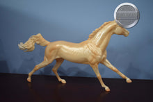 Load image into Gallery viewer, Uffington-Akhal Teke Mold-Breyer Traditional