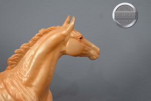 Uffington-Akhal Teke Mold-Breyer Traditional