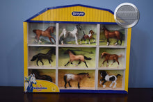 Load image into Gallery viewer, Shadowbox Barn Set-New in Package-Breyer Stablemate