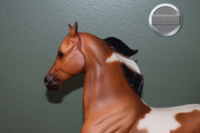 Load image into Gallery viewer, Bay Pinto National Show Horse-Breyer Traditional