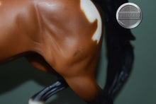 Load image into Gallery viewer, Bay Pinto National Show Horse-Breyer Traditional