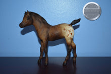 Load image into Gallery viewer, Appaloosa Stock Horse Foal-Vintage Box-Sea Star Mold-Breyer Traditional