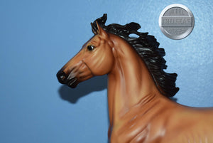 Jewel-Holiday Exclusive-Show Jumping Mold-Breyer Traditional