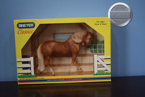 Chestnut Lusitano-Andalusian Mold-New in Box-Breyer Classic