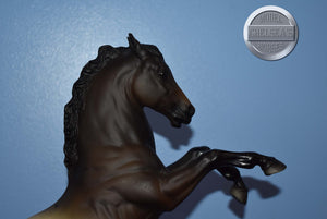 Ponokah Eematah-Red/White Arrow Variation-Fighting Stallion Mold-Breyer Traditional