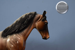 Tabernash-Glossy Judges Model-Tennessee Walking Horse Mold-Peter Stone