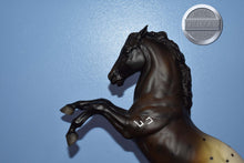 Load image into Gallery viewer, Ponokah Eematah-Red Zig Zag and Shoulder Marking Variation-Fighting Stallion Mold-Breyer Traditional