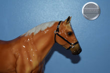 Load image into Gallery viewer, Glossy Palomino-Quarter Horse Gelding Mold-Breyer Traditional