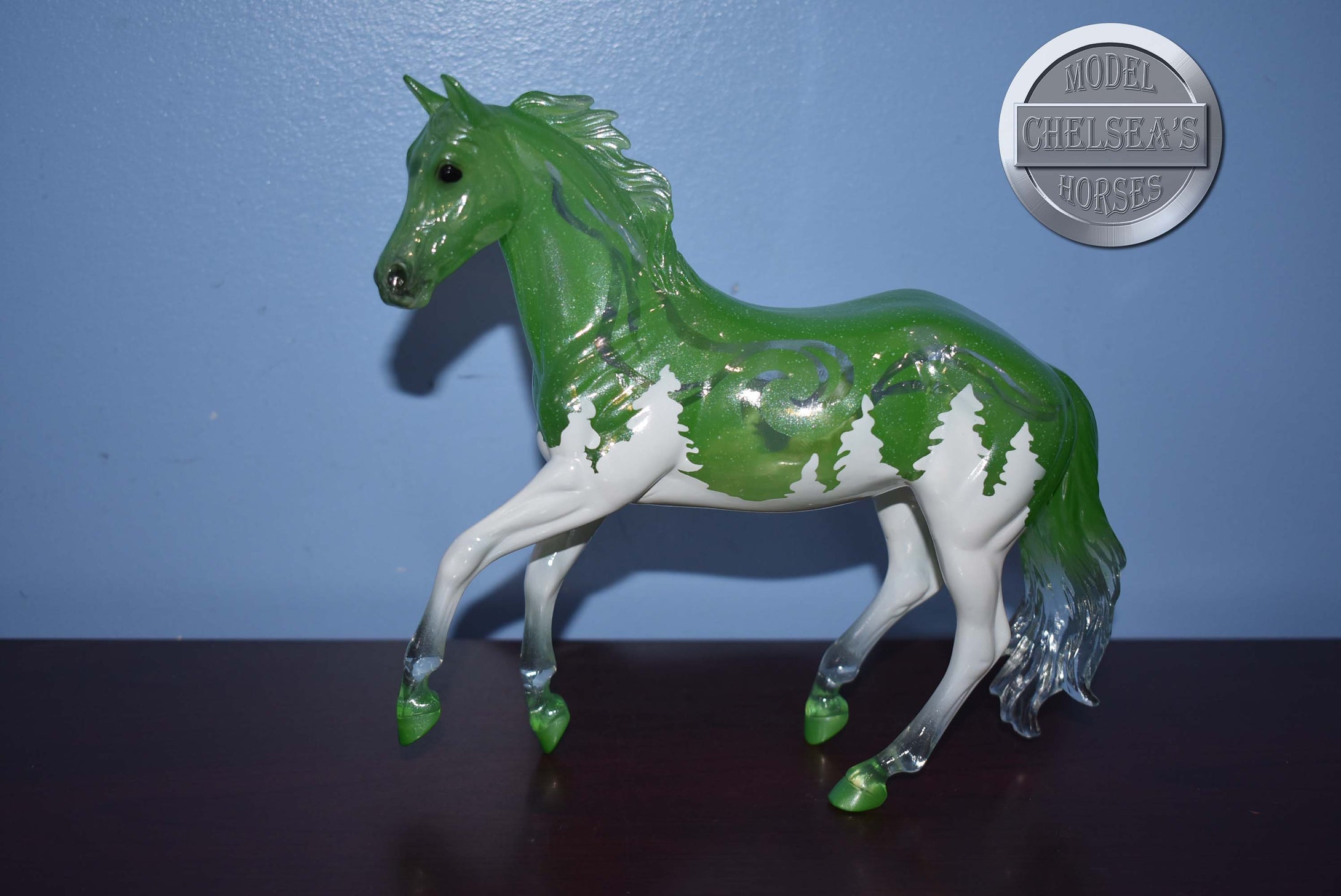 Wintergreen-Holiday Exclusive-Loping Quarter Horse Mold-Breyer Classic