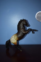 Load image into Gallery viewer, Ponokah Eematah-Red Zig Zag and Shoulder Marking Variation-Fighting Stallion Mold-Breyer Traditional