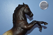 Load image into Gallery viewer, Ponokah Eematah-Red Zig Zag and Shoulder Marking Variation-Fighting Stallion Mold-Breyer Traditional