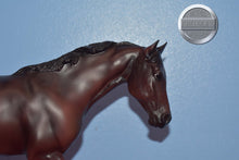 Load image into Gallery viewer, Forego with Blanket-John Henry Mold-Breyer Traditional