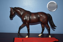 Load image into Gallery viewer, Forego with Blanket-John Henry Mold-Breyer Traditional