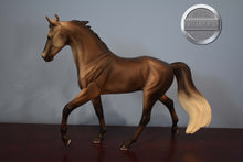 Load image into Gallery viewer, Bluegrass Bandit-Original on the Mold-Breyer Traditional