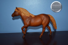 Load image into Gallery viewer, Haflinger-with Vintage Box-Breyer Traditional