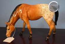 Load image into Gallery viewer, Clara and Mae-Vintage Club Exclusives-Grazing Mare and Foal Mold-Breyer Traditional