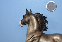 Load image into Gallery viewer, High Wire-Breyerfest Exclusive-Huckleberry Bey Mold-Breyer Traditional