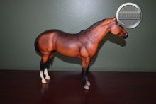 Load image into Gallery viewer, Bay Quarter Horse-Swish Tail Version-Lady Phase Mold-Breyer Traditional