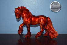 Load image into Gallery viewer, Tannenbaum-Red Version-Holiday Exclusive-Fell Pony Mold-Breyer Traditional