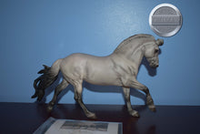 Load image into Gallery viewer, Astrid-Matte Version-With Box and COA-Premier Club Exclusive-Breyer Traditional