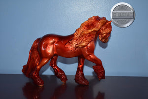 Tannenbaum-Red Version-Holiday Exclusive-Fell Pony Mold-Breyer Traditional