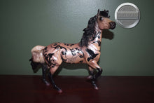 Load image into Gallery viewer, Nevermore-Halloween Exclusive-Mustang Mare Mold-Breyer Traditional