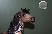 Load image into Gallery viewer, Nevermore-Halloween Exclusive-Mustang Mare Mold-Breyer Traditional