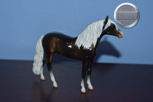 Load image into Gallery viewer, Lava Baby-Andalusian Mold-Chip Scale-Peter Stone