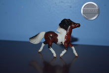 Load image into Gallery viewer, Bay/White from Pony and Draught Set-Shetland Pony Mold-Breyer Stablemate