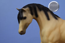 Load image into Gallery viewer, Fugir Cacador-Foundation Stallion Mold-Breyer Traditional