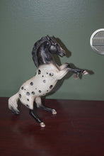 Load image into Gallery viewer, Crane-Halloween Exclusive-BODY CONDITION-Breyer Classic